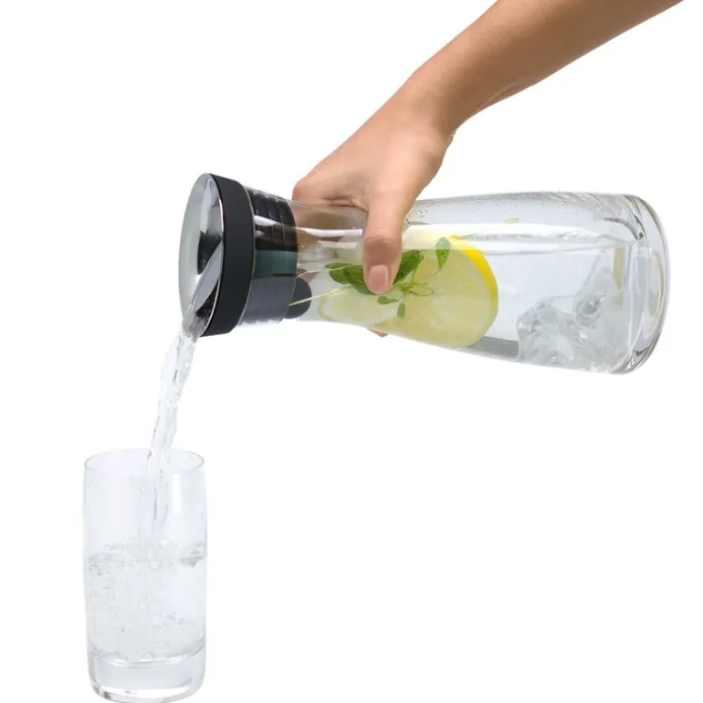 Basic vannkaraffel 0,75L stål