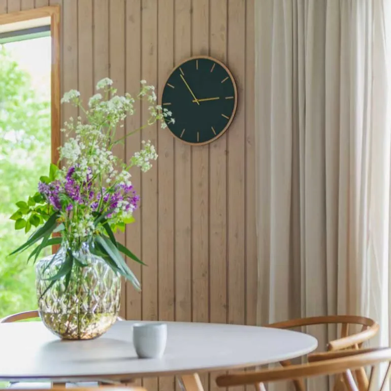 Conifer Oak veggklokke 38 cm mørk grønn linoleum m/gull viser