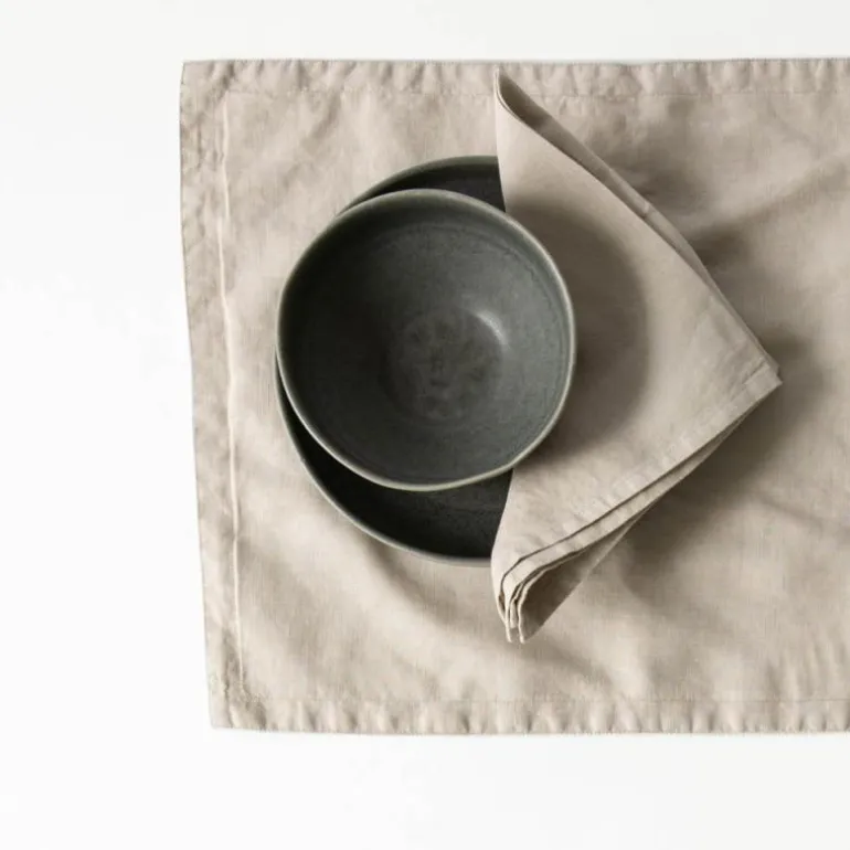 Dekkeunderlag lin 35x50 cm warm grey