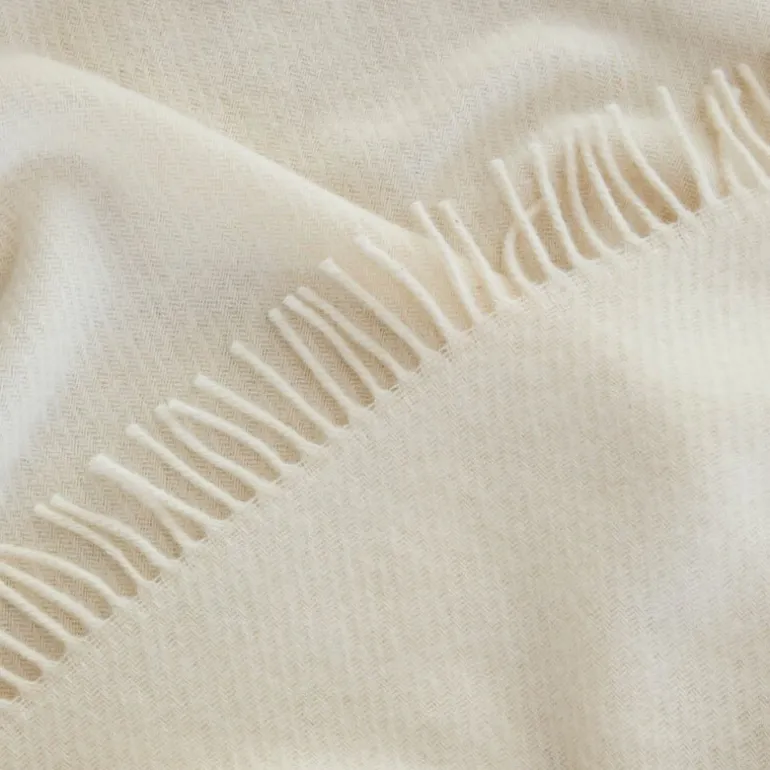 Falketind ullpledd 120x180 cm offwhite