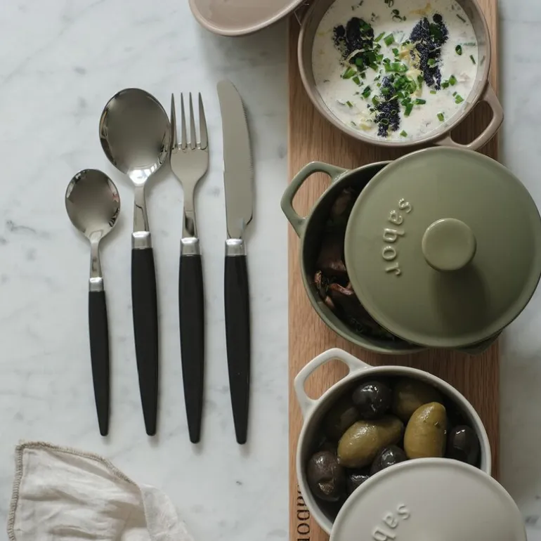 Finse bestikksett 16 deler retro blank/svart