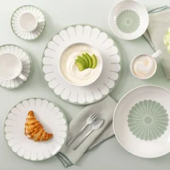 Fleur vert fat til kaffekopp 14,8 cm grønn