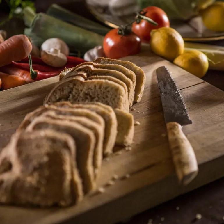Gourmet brødkniv 21,3 cm tre