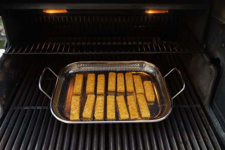 Grillform perforert 44x28x11 cm rustfritt stål