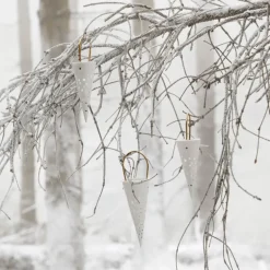 Nobili Julekremmerhus H18,5 cm snøhvit