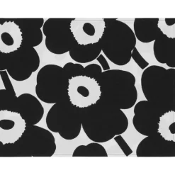 Pieni Unikko acrylic coated spisebrikke hvit/svart
