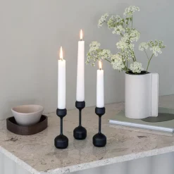 Silhouette lysestake 14,5 cm svart