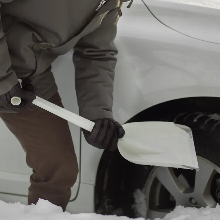 SnowXpert™ snøspade 63 cm hvit