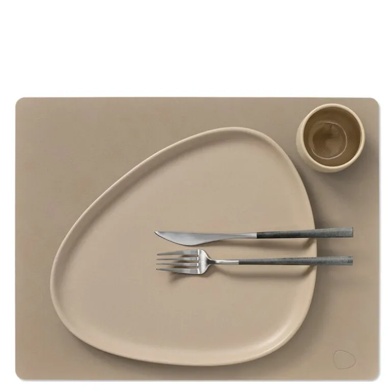 Square Nupo spisebrikke L 35x45 cm clay brown