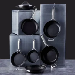 Toughened Non-Stick stekepanne lav 24 cm