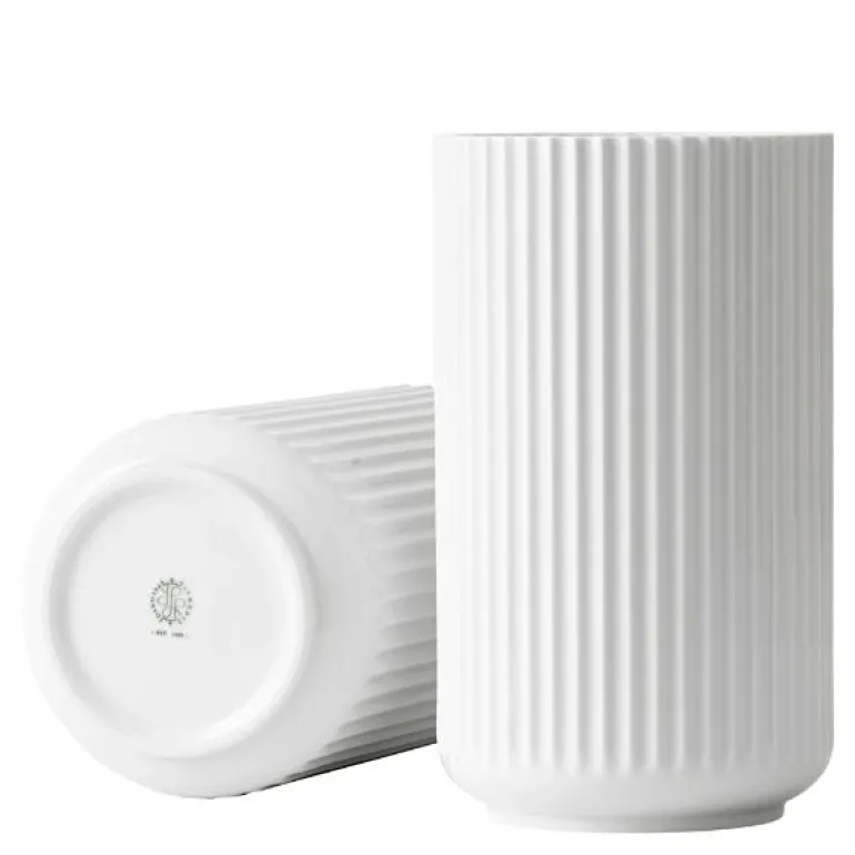 Vase 25 cm hvit